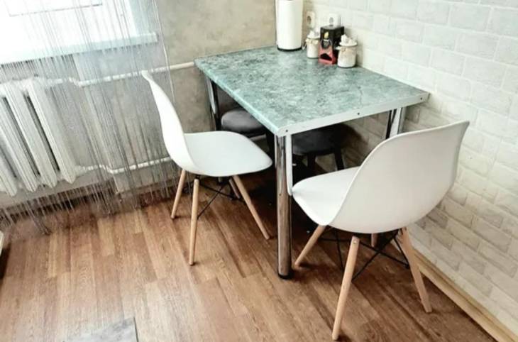 1-Комнатная квартира на сутки в  Барановичах,  Ленина пл., 10    изображение 1 - kvartirka.by