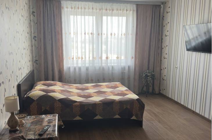 1-Комнатная квартира на сутки в  Мозыре,  Кеника Ивана ул., 5    изображение 1 - kvartirka.by