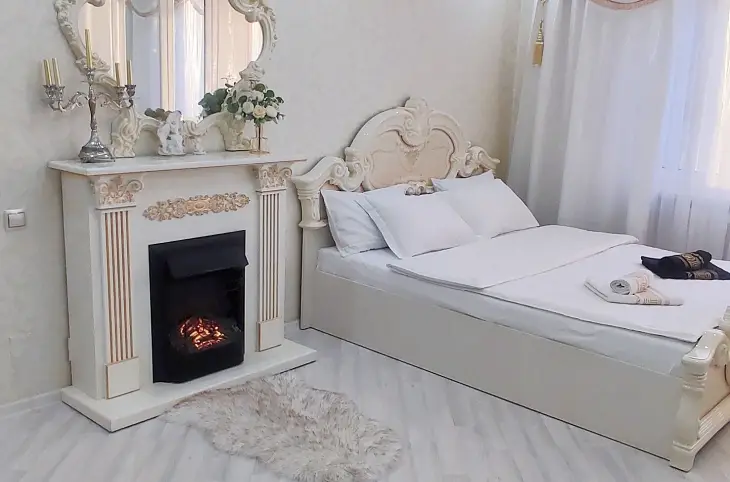 Фото 3: Квартира посуточно — 1-комнатные апартаменты с дизайнерским ремонтом на Космонавтов